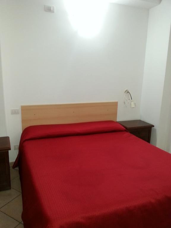 Soggiorno La Primula Σιένα Δωμάτιο φωτογραφία