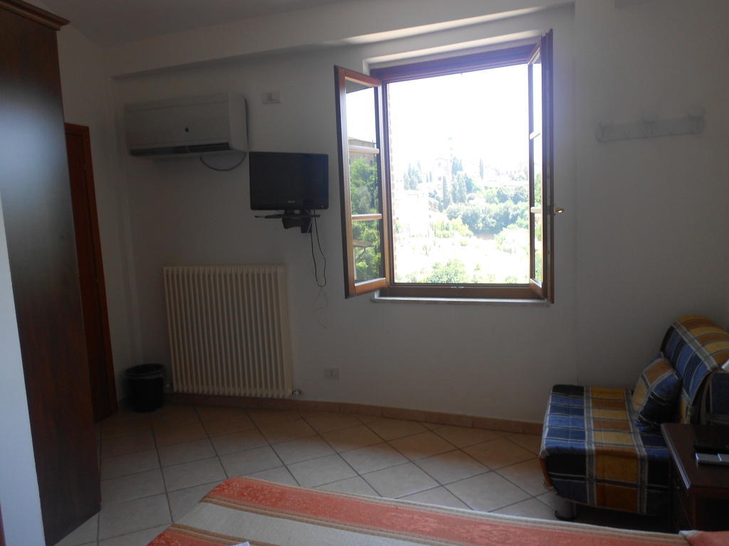 Soggiorno La Primula Σιένα Δωμάτιο φωτογραφία